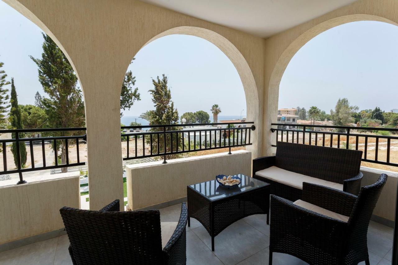 Coral Bay Sea Breeze Apartments - 3 Bedroom Apartment Pégeia Exteriör bild