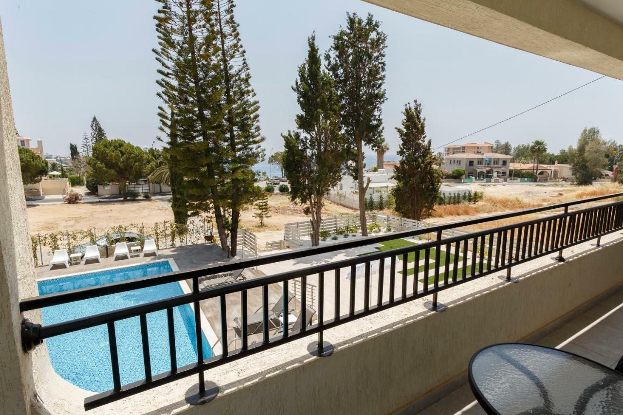 Coral Bay Sea Breeze Apartments - 3 Bedroom Apartment Pégeia Exteriör bild